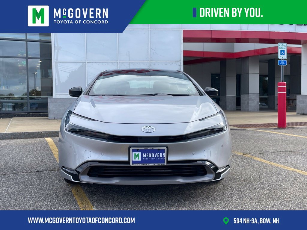 Used 2023 Toyota Prius Limited w/ Limited Premium Package AWD/4WD image 8