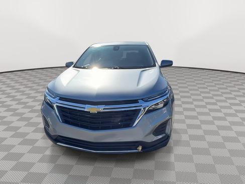 Used 2023 Chevrolet Equinox LT AWD/4WD image 3