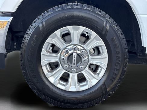 Used 2022 Ford F350 XL w/ STX Appearance Package image 31