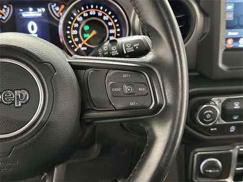 Used 2022 Jeep Wrangler Unlimited Sport image 9