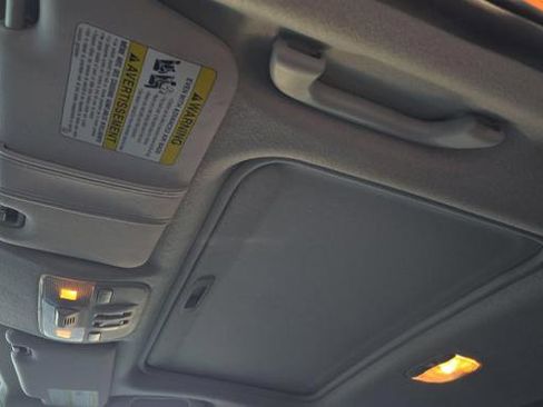 Used 2015 Subaru Crosstrek 2.0i Premium w/ Moonroof Package image 13