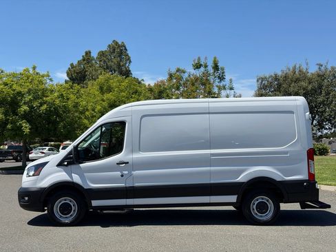 Used 2024 Ford Transit 250 148 Medium Roof RWD image 2