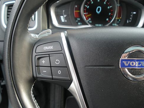 Used 2015 Volvo S60 T6 R-Design Platinum image 40