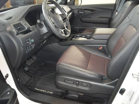 Used 2026 Honda Ridgeline Black Edition image 32