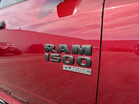 Used 2019 RAM 1500 Express w/ Express Value Package AWD/4WD image 31