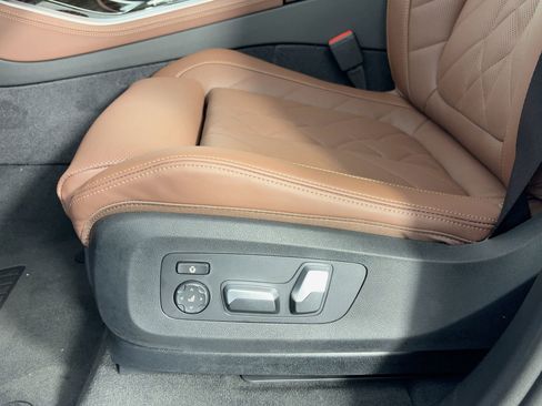 Used 2026 BMW X5 sDrive40i w/ Premium Package RWD image 12