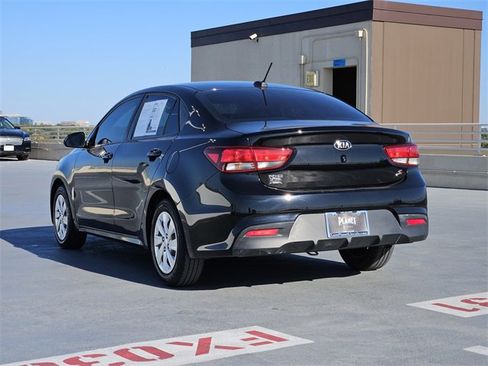 Used 2020 Kia Rio S image 5