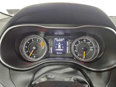 Used 2021 Jeep Cherokee Latitude Lux w/ Mopar Interior Package AWD/4WD image 16