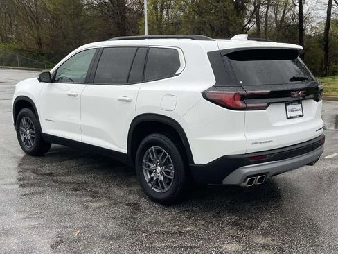 Used 2025 GMC Acadia Elevation FWD image 6