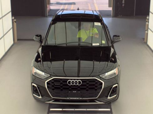 Used 2023 Audi Q5 2.0T Premium w/ Convenience Package AWD/4WD image 6