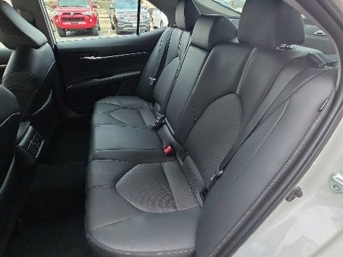 Used 2024 Toyota Camry XSE FWD image 14