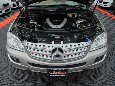 Used 2008 Mercedes-Benz ML 350 4MATIC image 38