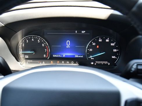 Used 2021 Ford Explorer XLT w/ Equipment Group 202A AWD/4WD image 27