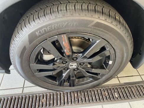 Used 2026 Honda HR-V Sport image 5