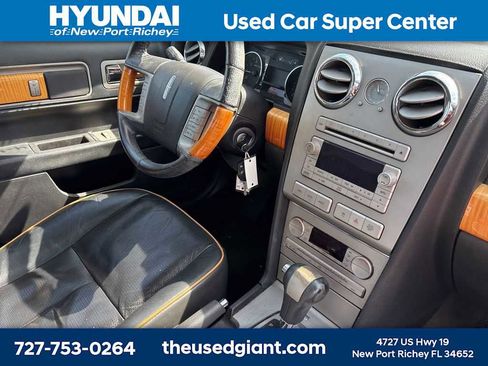 Used 2009 Lincoln MKZ image 6