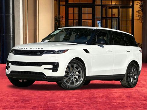 Used 2025 Land Rover Range Rover Sport SE image 2
