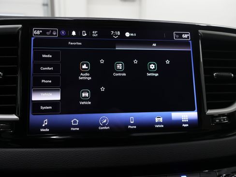 Used 2024 Chrysler Pacifica Touring-L image 56