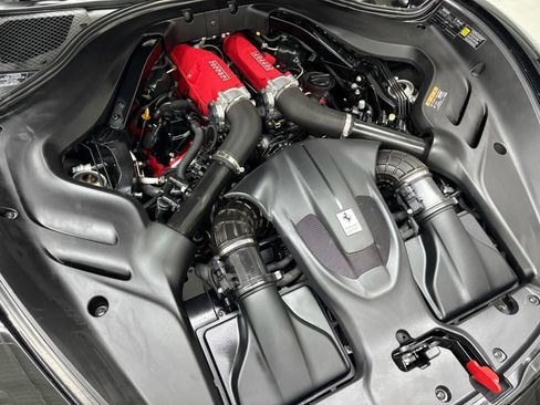 Used 2025 Ferrari Roma Spider RWD image 42