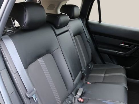 Used 2024 MAZDA CX-50 AWD 2.5 S w/ Premium Package image 18