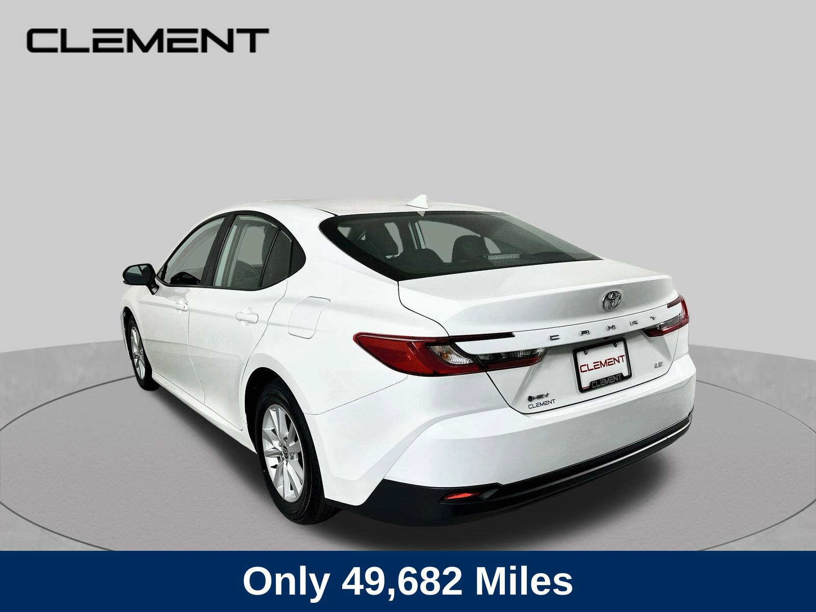 Used 2025 Toyota Camry LE FWD image 8