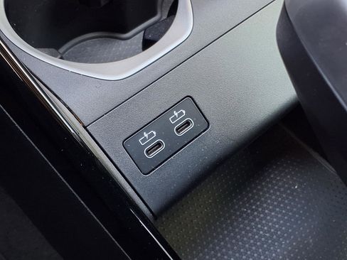 Used 2025 BMW X1 xDrive28i w/ Premium Package image 23