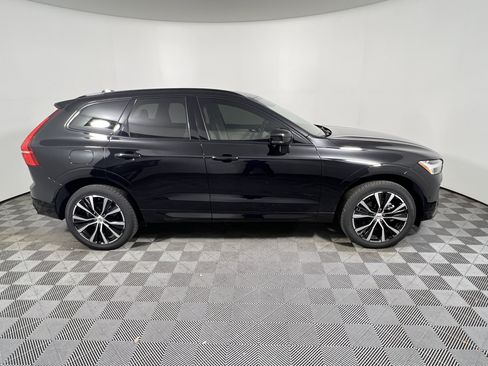 Used 2025 Volvo XC60 B5 Plus w/ Protection Package Premier AWD/4WD image 6