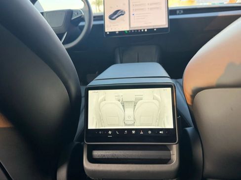 Used 2024 Tesla Model 3 Long Range image 30