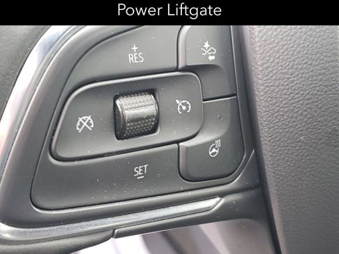 Certified 2024 Buick Envista Sport Touring w/ Convenience II Package FWD image 9
