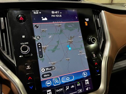 Used 2020 Subaru Outback Touring w/ Popular Package #2 image 36