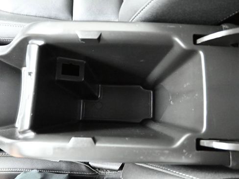 Certified 2022 Chevrolet Colorado LT w/ Luxury Package image 20