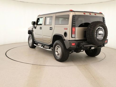 Used 2005 HUMMER H2 w/ Preferred Equipment Group image 4