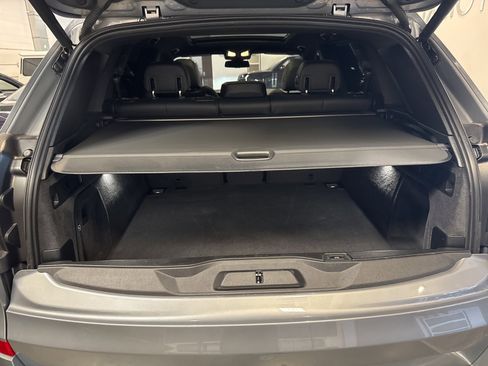 Used 2024 BMW X5 xDrive40i w/ M Sport Package image 21