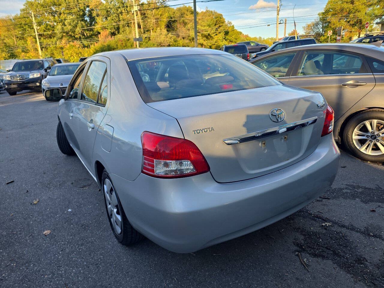 Used 2007 Toyota Yaris Sedan w/ PWR Pkg w/Steel Wheels FWD image 5