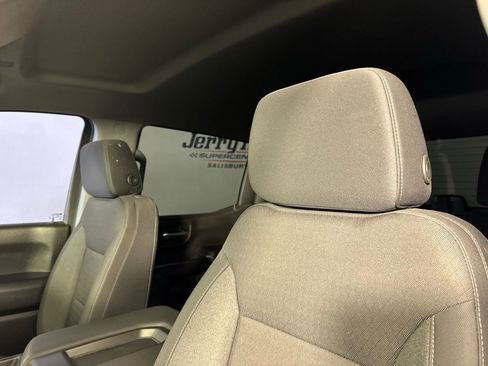 Used 2025 Chevrolet Silverado 1500 Custom Trail Boss image 3