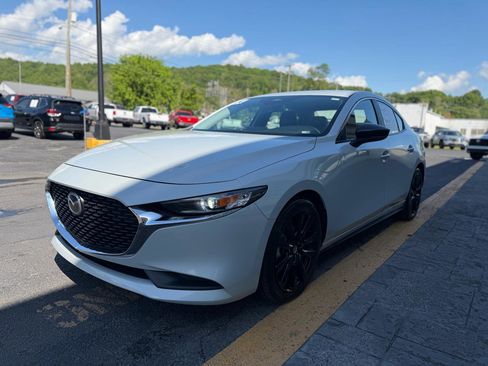 Used 2024 MAZDA MAZDA3 s FWD image 4
