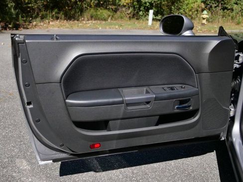 Used 2014 Dodge Challenger R/T w/ Blacktop Package image 24