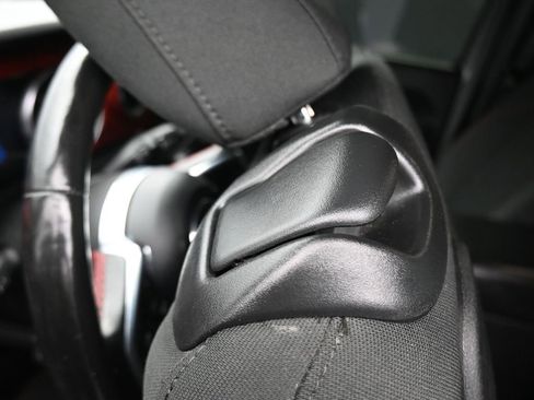 Used 2020 Jeep Wrangler Rubicon image 29