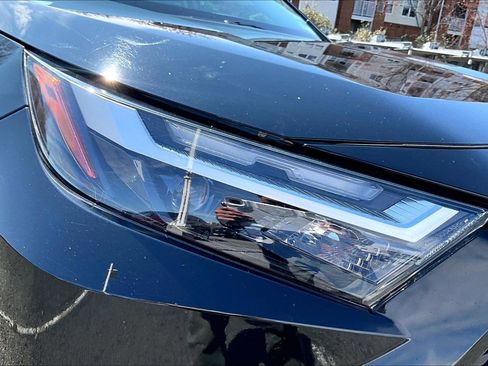 Used 2023 Toyota RAV4 XLE image 26