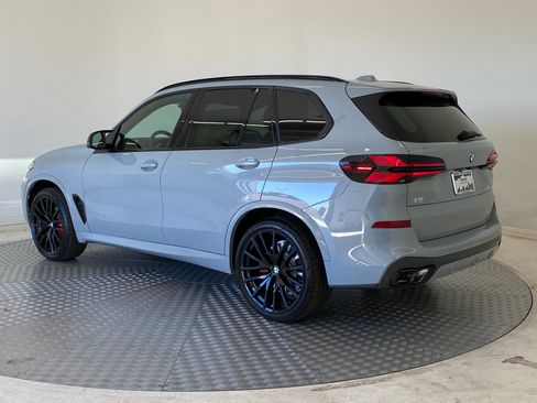 New 2026 BMW X5 M60i w/ Executive Package image 3