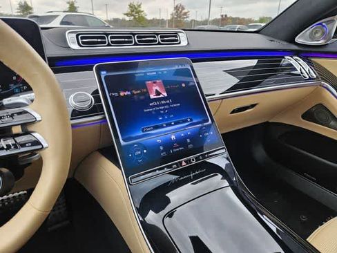 Used 2024 Mercedes-Benz S 63 AMG S image 29