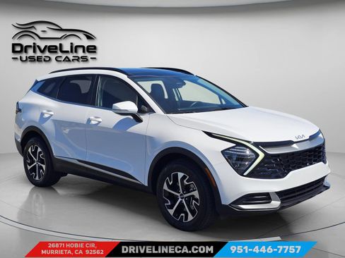 Used 2025 Kia Sportage EX w/ Premium Package AWD/4WD image 9
