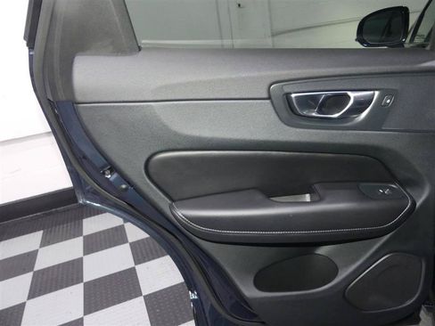 Used 2023 Volvo XC60 B5 Ultimate w/ Climate Package AWD/4WD image 27