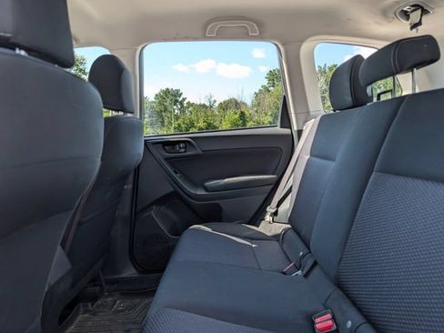 Used 2018 Subaru Forester 2.5i w/ Alloy Wheel Package AWD/4WD image 15