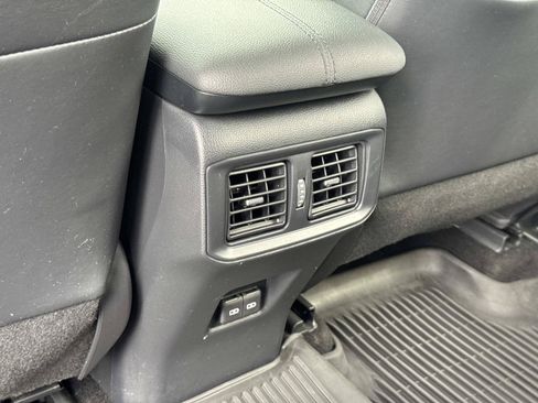 Used 2022 Toyota RAV4 XLE Premium AWD/4WD image 26