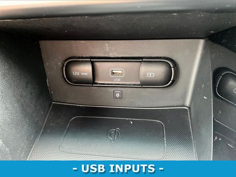 Used 2022 Kia Niro EX Premium FWD image 16