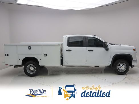 Used 2024 Chevrolet Silverado 3500 W/T w/ WT Convenience Package AWD/4WD image 2