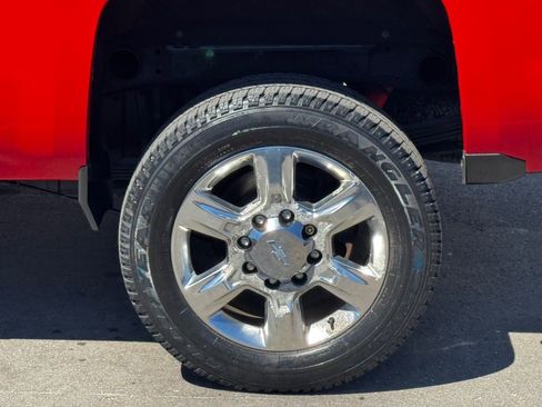 Used 2019 Chevrolet Silverado 2500 LTZ w/ LTZ Plus Package AWD/4WD image 47