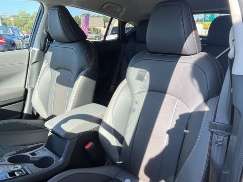New 2025 Subaru Crosstrek 2.5i Limited w/ Popular Package #3A image 16