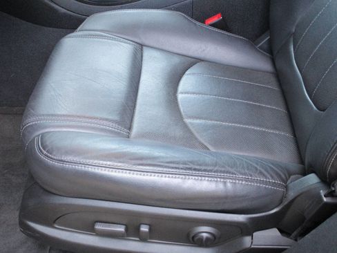 Used 2017 Buick Enclave Premium w/ Experience Buick Package image 11