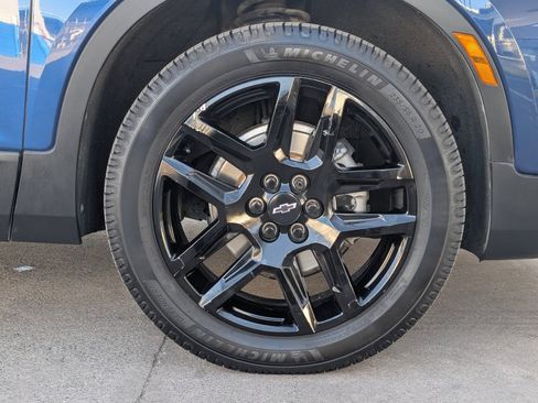Certified 2022 Chevrolet Blazer LT w/ LPO, Black Accent Package FWD image 6